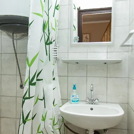 Familia Nyaralo 89 * Balatonfenyves