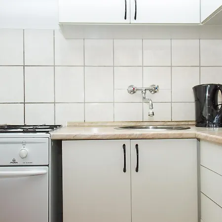 Familia Nyaralo 89 Apartment *