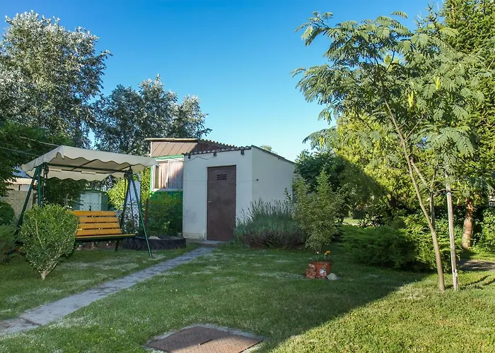 Familia Nyaralo 89 발라톤페니베스