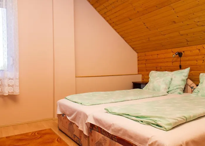 Familia Nyaralo 89 아파트 *